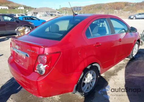 2014 Chevrolet Sonic Lt Auto z USA, uszkodzony, nr VIN 1G1JC5SH4E4124244